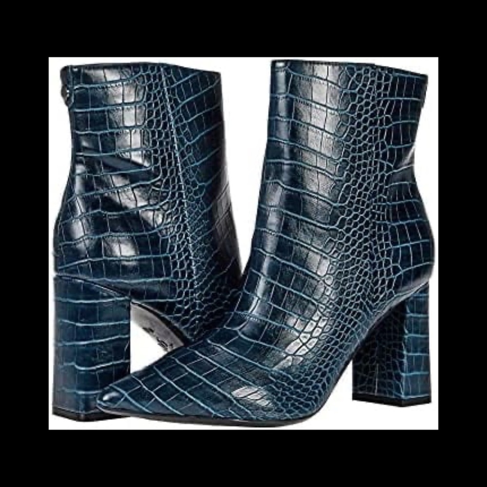 Nine West Cacey 9x9 Heeled Bootie Size 11 in Teal Embossed Croc